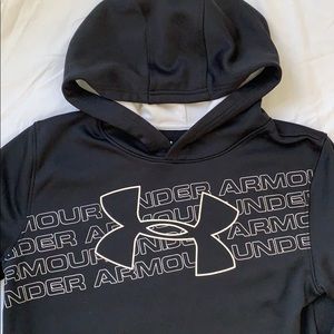 Boy’s Under Armour COLDGEAR YXL hoodie